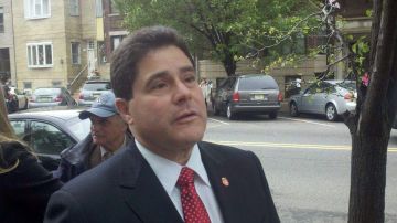 Félix Roque, alcalde de West New York.