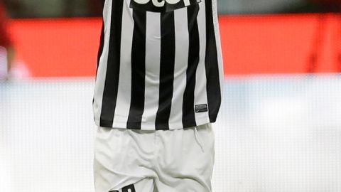 Arturo Vidal marcó para la Juventus.