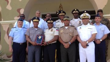 Miembros de las fuerzas policiales de República Dominicana y Haití se reunieron para unir esfuerzos contra la criminalidad de ambos países.