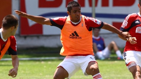 Miguel Ponce (izq.) y el Rebaño entrenan a todo vapor porque se les vienen 10 días muy pesados ante León, un rival de respeto.