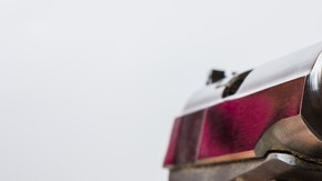 Los ladrones cometieron el robo a punta de pistola.