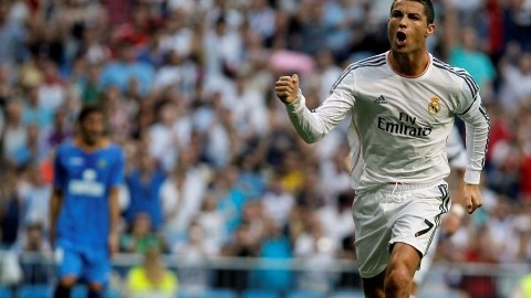 El portugués Cristiano Ronaldo festeja el segundo tanto del Real Madrid ante el Getafe.