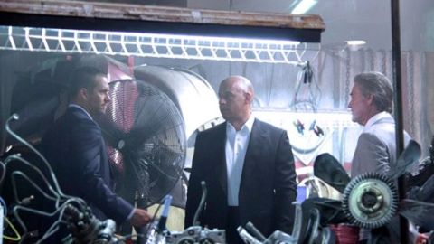 “Kurt Russell, un gran honor trabajar con él“, es el pie de foto que escribió Diesel .