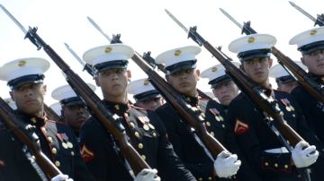 Planean reducir la fuerza uniformada recortando las tropas de una cifra récord de 570 mil en tiempo de guerra a 490 mil para 2017.