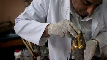 Los investigadores descubireron también que el vendaje es del siglo XX.