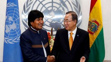 Evo Morales durante un encuentro con el  Secretario General de la ONU,  Ban Ki-moon en la asamblea anual.