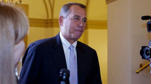 La primera enmienda que considera la Cámara de Representantes demorará la reforma de salud por un año. En la foto, John Boehner, presidente del organismo.