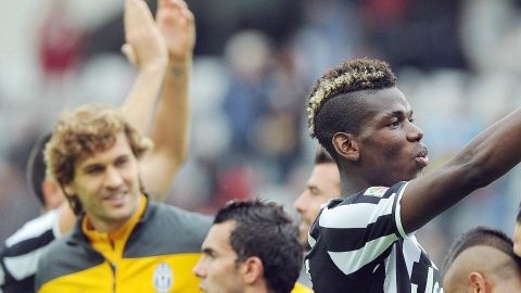 El mediocampista francés de la Juventus, Paul Pogba, consiguió el único gol del partido