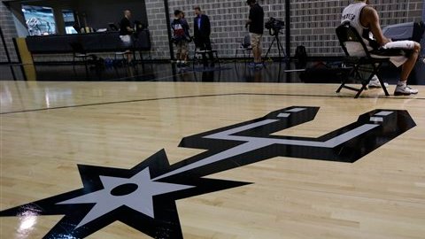 Los Spurs ya iniciaron los preparativos para la nueva temporada de la NBA.