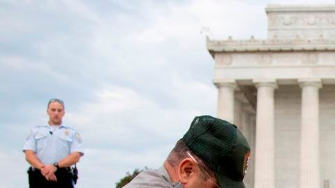 El “cierre de Gobierno” provocó que los monumentos, museos y parques nacionales fueran cerrados al público a partir de este martes.