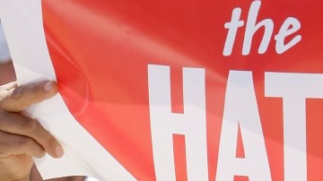 El número de crímenes de odio y discriminación siguen en aumento en la Ciudad de Nueva York