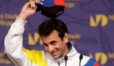 Capriles dijo que quiere que todos los venezolanos que se han ido del país regresen.