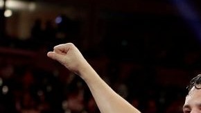Julio Cesar Chávez Jr. celebra su victoria en la pelea contra Bryan Vera, en Carson, California, el pasado 29 de septiembre.