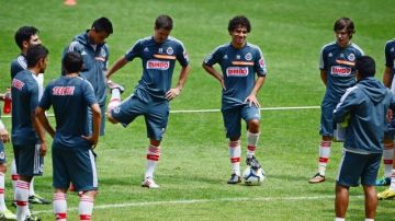 Los jugadores de las Chivas se alistan para enfrentar el Clásico frente al América
