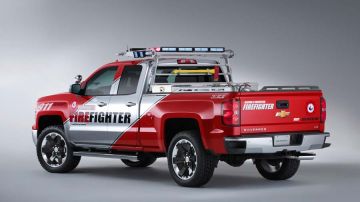 La marca diseñó esta pick up para homenajear a los bomberos voluntarios.