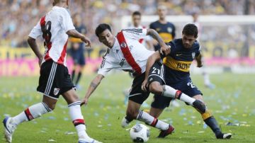 River Plate recibe a Boca Juniors en un duelo que acapara la atención del mundo futbolístico.