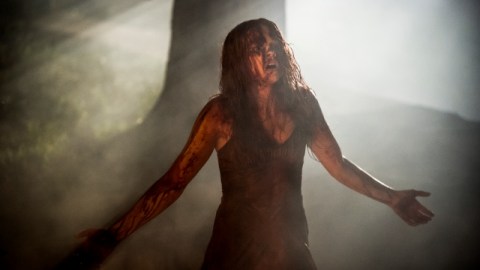 El papel de Carrie recae en la actriz Chloë Grace Moretz.
