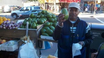 Joselito Cabrera comenzó vendiendo cajas de frutas y verduras en bodegas de la ciudad.