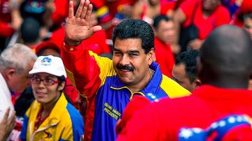 El gobierno de Maduro enfrenta un fuerte déficit fiscal estimado en 15% del PIB.