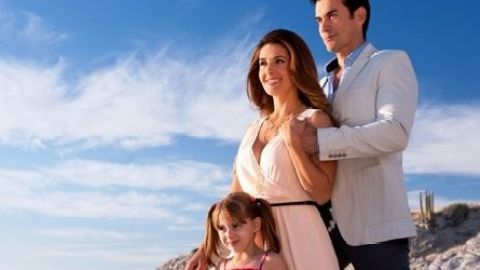 David Zepeda y Mayrín Villanueva son los protagonistas de la telenovela 'Mentir para vivir' que se estrenó el 7 de octubre por Univision.