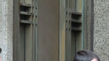 Oficiales protegieron la identidad del detective "encubierto" Wojciech Braszczok.