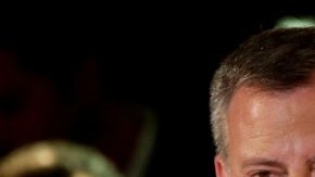 Una encuesta de hace una semana reveló que Bill de Blasio supera al republicano Joe Lhota en la intención del voto con 50 puntos.