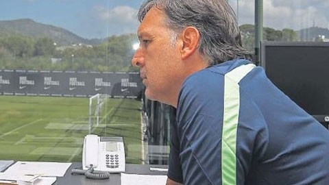 Narran cómo llegó al Barcelona el entrenador nacido en Argentina.