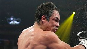 Durante los 12 rounds Márquez fue activo contra Bradley, pero no convenció a dos jueces.