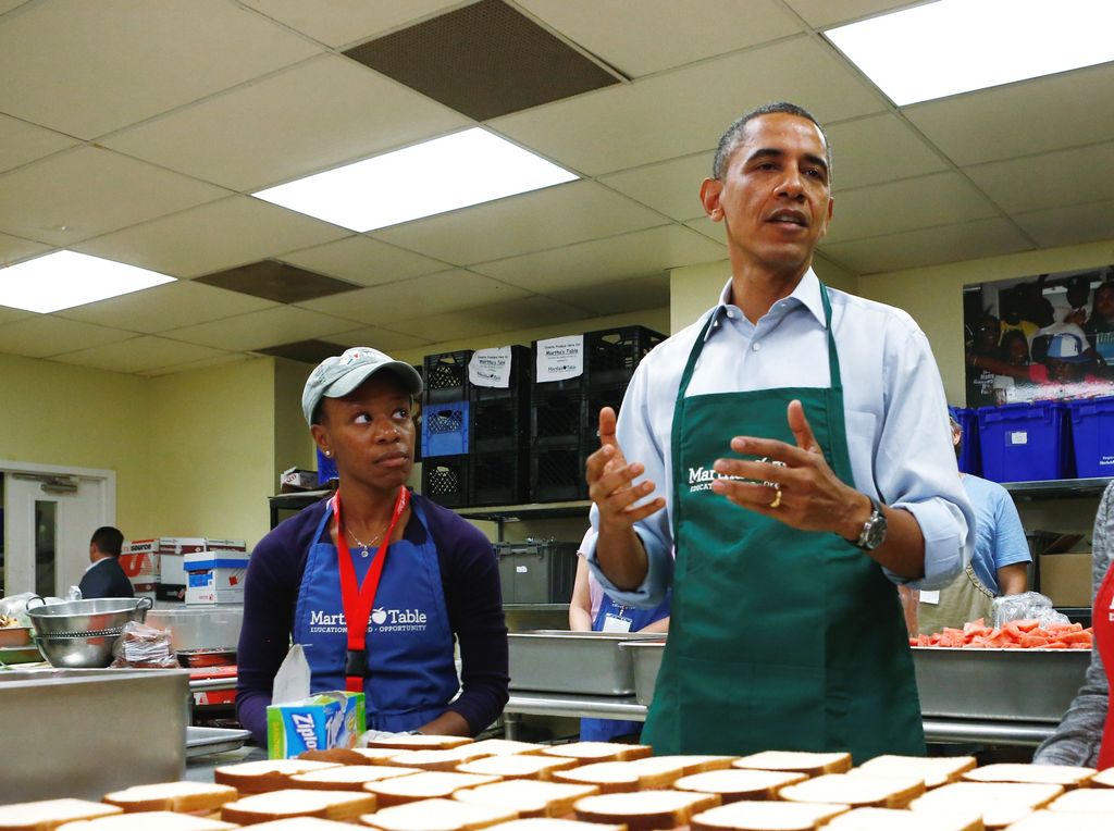 El presidente Obama habló este lunes desde un centro de asistencia para pobres en Washington.