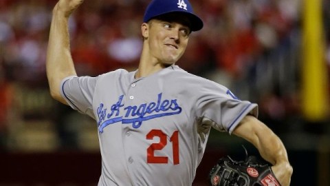 El abridor de los Dodgers Zack Greinke tiene una gran mision hoy frente a los Cardenales.