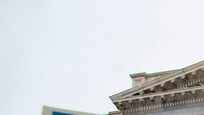 Líderes del Senado están optimistas de lograr a última hora hoy un acuerdo bipartidista que evite una mora en los pagos de la deuda federal