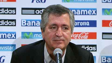 Jorge Vergara hace gala de su peculiar forma de comunicarse.