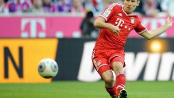 Arjen Robben olaboró con un gol en el triunfo del Bayern Munich