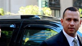 Alex Rodríguez cumple una suspensión de 211 partidos tras una investigación en la clínica Biogenesis of America.