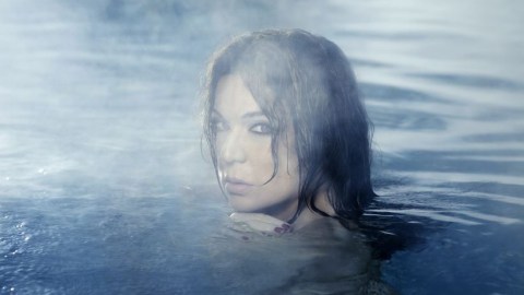 "El corazón decide" de Ednita Nazario sale este martes a la venta.