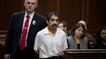 Conrado Juárez durante una comparecencia, el 12 de octubre, en una corte de Nueva York. Juárez, de 52 años, confesó el asesinato de "Baby Hope", pero posteriormente se retractó en una entrevista.