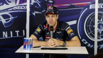 "El piloto alemán ya ganó el campeonato, sólo falta que elija en dónde", dijo Alonso de Vettel