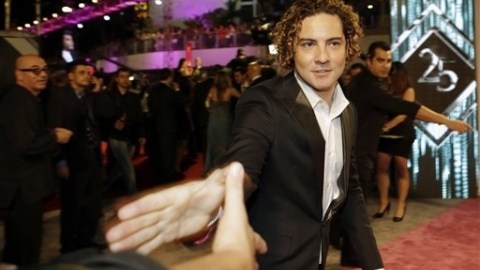 David Bisbal regresó con la modelo Raquel Jiménez pocos meses después de su ruptura.