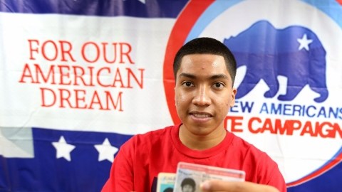 Miguel Molina, de 19 años, uno de los dreamers beneficiado con el alivio migratorio que otorgó la Casa Blanca.