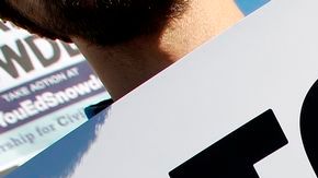 Cientos de jóvenes se congregaron en Washington el sábado, en la mayor protesta realizada hasta ahora contra las actividades de espionaje interno y foráneo de la NSA.