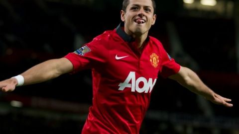 Javier Hernández marcó dos goles en el triunfo del Manchester United