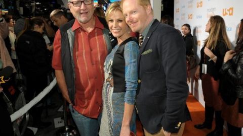 Ed O'Neill (izqda), Julie Bowen y Jesse Tyler Ferguson (drcha) contaron historias sobre encuentros con sus fans.