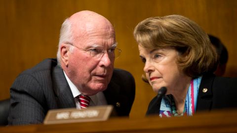 Dianne Feinstein, presidenta de la Comisión de Inteligencia del Senado, pide revisar programas de espionaje.