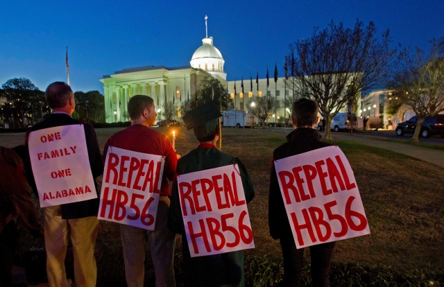 El pasado abril, el Tribunal Supremo rechazó un recurso presentado por el Gobierno estatal de Alabama en contra de la ley HB56.