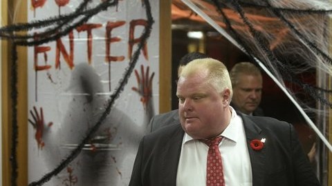 El alcalde de Toronto, Rob Ford, no piensa renunciar al cargo.