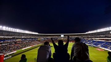 El estadio Corregidora de Querétaro registra una regular entrada