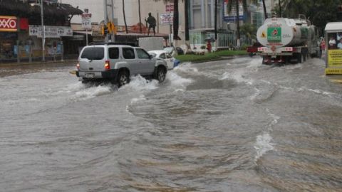 El Centro Nacional de Huracanes pidió mantener la alerta por el desarrollo de la tormenta.