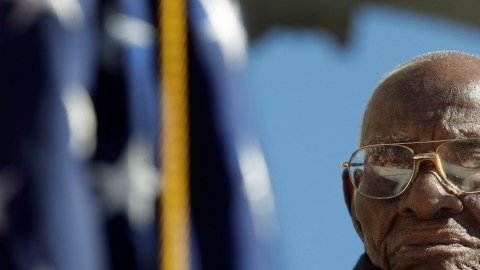 Richard Overton combatió en la Segunda Guerra Mundial