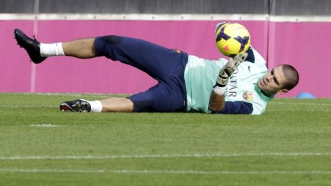 El portero del Barcelona, Víctor Valdés, apuesta por el delantero  brasileño Neymar para que tome las riendas del equipo en ausencia de Messi.