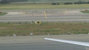 Ninguno de los 156 pasajeros del vuelo 160 de American Airlines sufrió lesión.